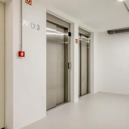 Acqua Blue 5l, A In Madeira Apartment