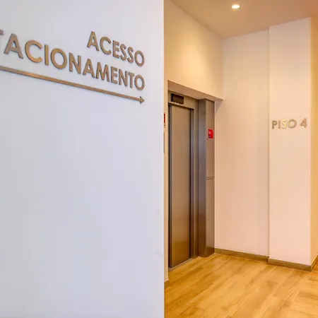 Acqua Blue 5l, A In Madeira Apartment *