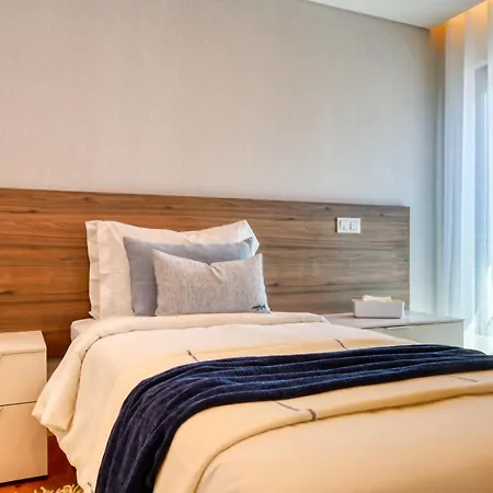 Apartment Acqua Blue 5l, A In Madeira